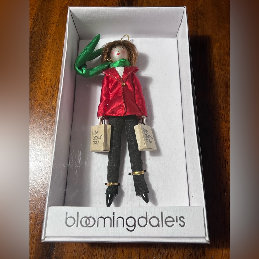 Bloomingdales Fabulous Elegant Handmade Glass Shopper Ornament